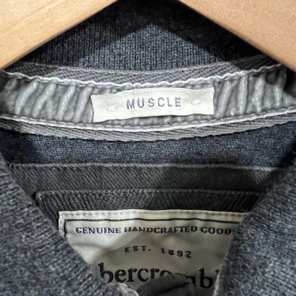 Abercrombie & Fitch long sleeve polo - Picture 3 of 13